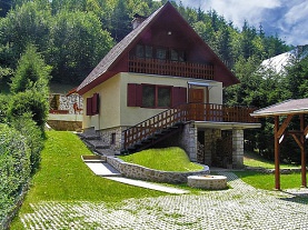 Chata p. Magurou - Strážovské vrchy - Chvojnica